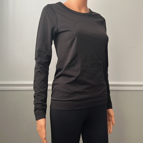 Lululemon Swiftly Tech Long Sleeve (Breeze) *Relaxed Fit - Picture 11 of 15
